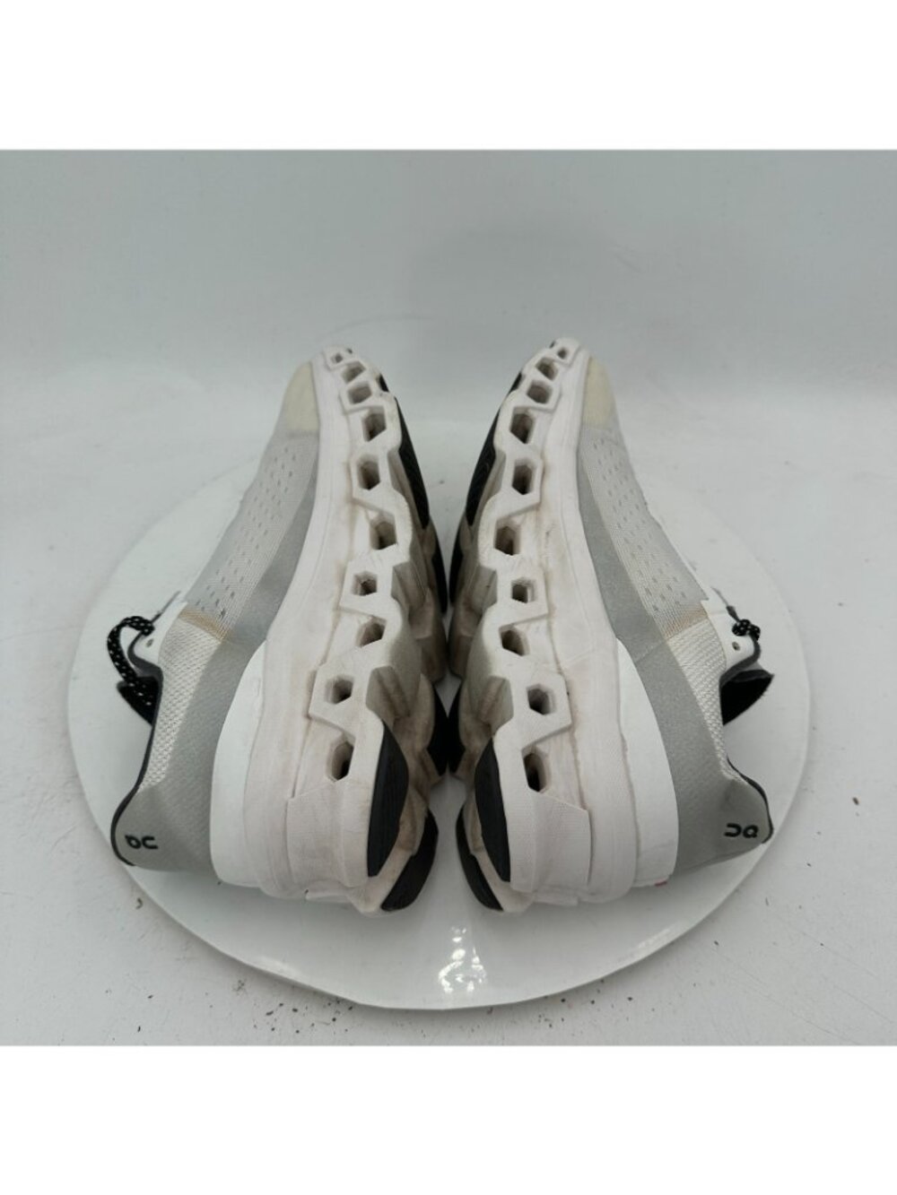 On CloudmOnster Swiss Engineering Women Size 7 61.98433 White Black  Shoes - Picture 6 of 11